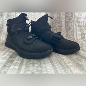 Nike LeBron Soldier 13 SFG Sneakers